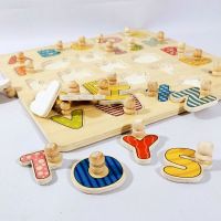 PZKN-007-Puzzle Knop Big LED UV Huruf Besar B